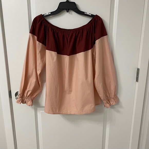 Hayden Los Angeles Two Tone Off Shoulder Long Sleeve Top. Multicolor. Large - Picture 5 of 7